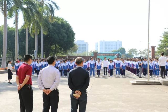 阳春市初中迎来新任领导团队接棒领航