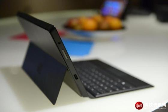 新澳天天彩正版资料,深入数据应用执行_Surface93.204